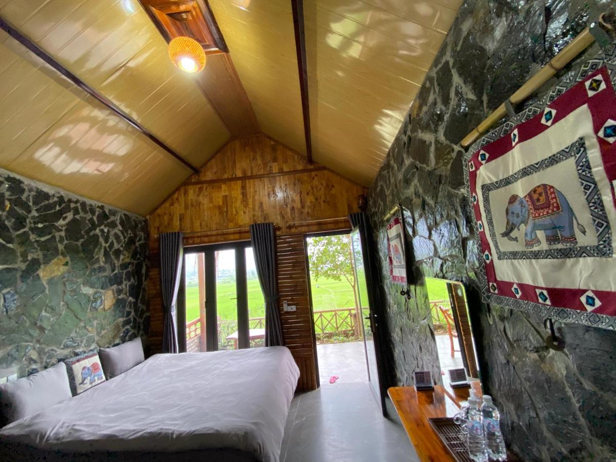 Driepersoonskamer met Uitzicht op de Bergen