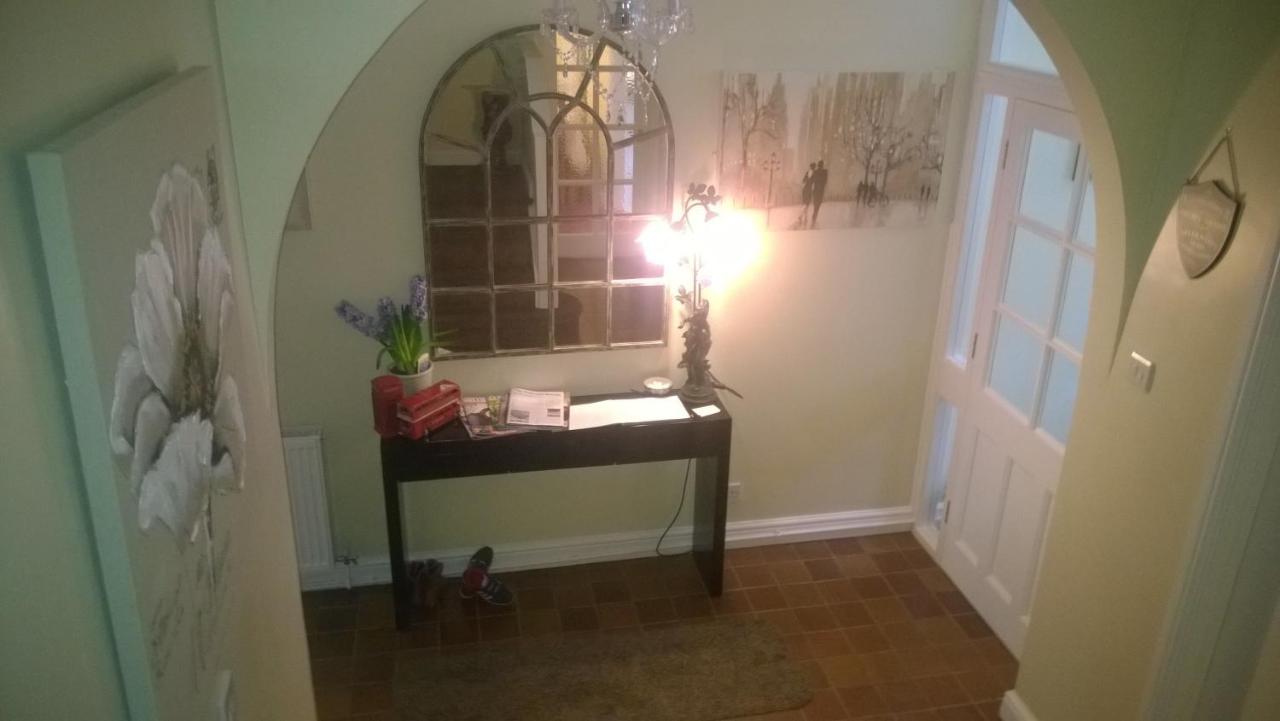 Troy House - Ferienwohnung
