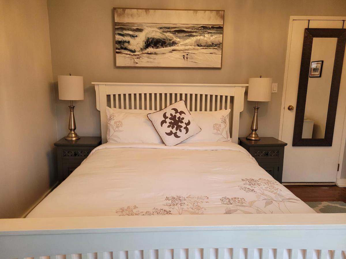 Queen Room with Garden View