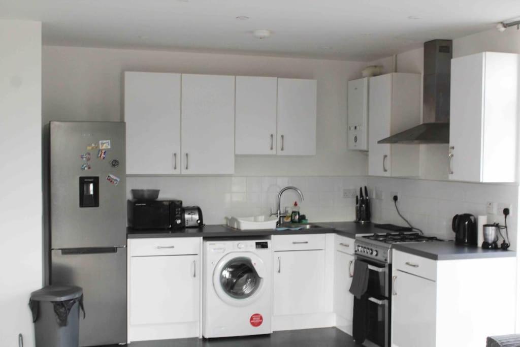 Lovely one bedroom apartment with balcony - Chambres d'hôtes Forstal