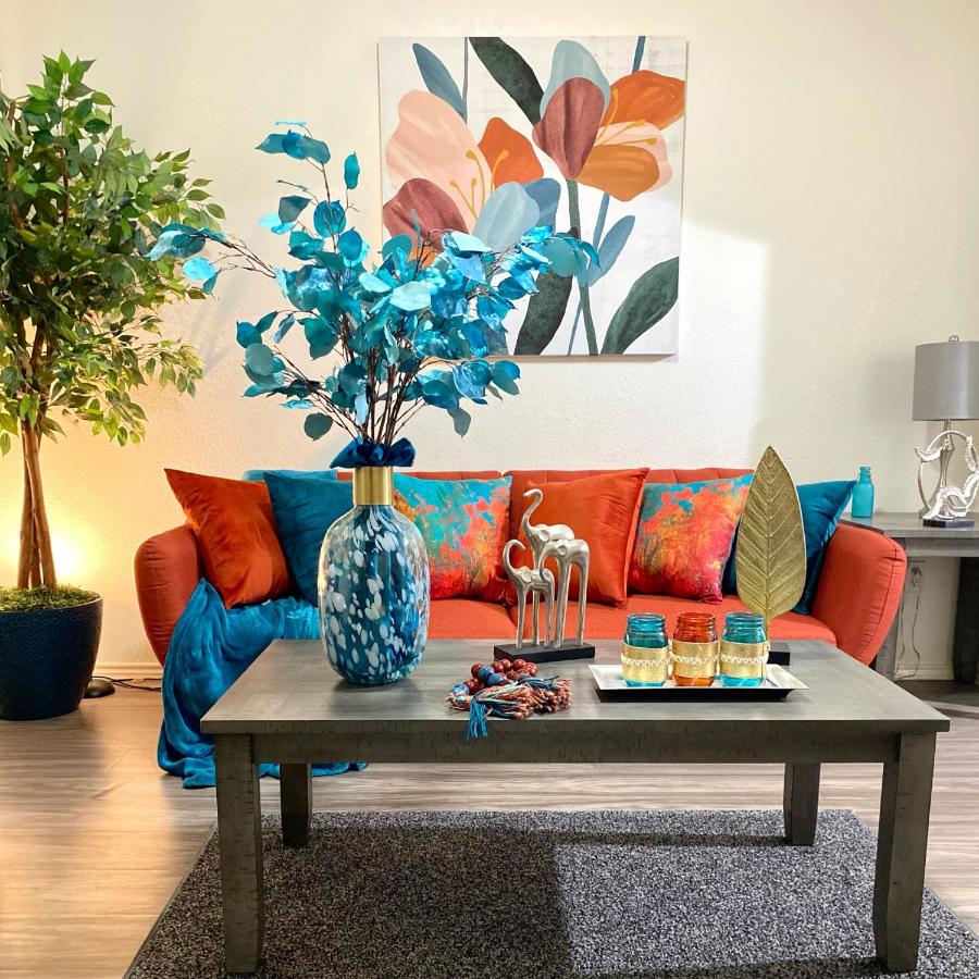 NEW! 5 min from Convention Center, La Plaza Mall, Airport! - B&B