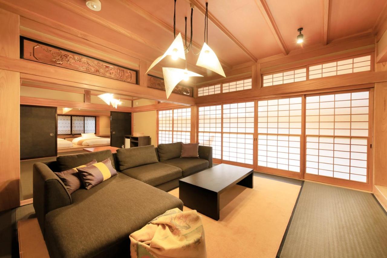 Executive Suite im japanischen Stil mit Badewanne im Außenbereich
