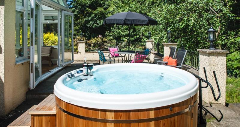 B&B Uplyme - Acorns with own hot tub, romantic escape, close to Lyme Regis - Bed and Breakfast Uplyme