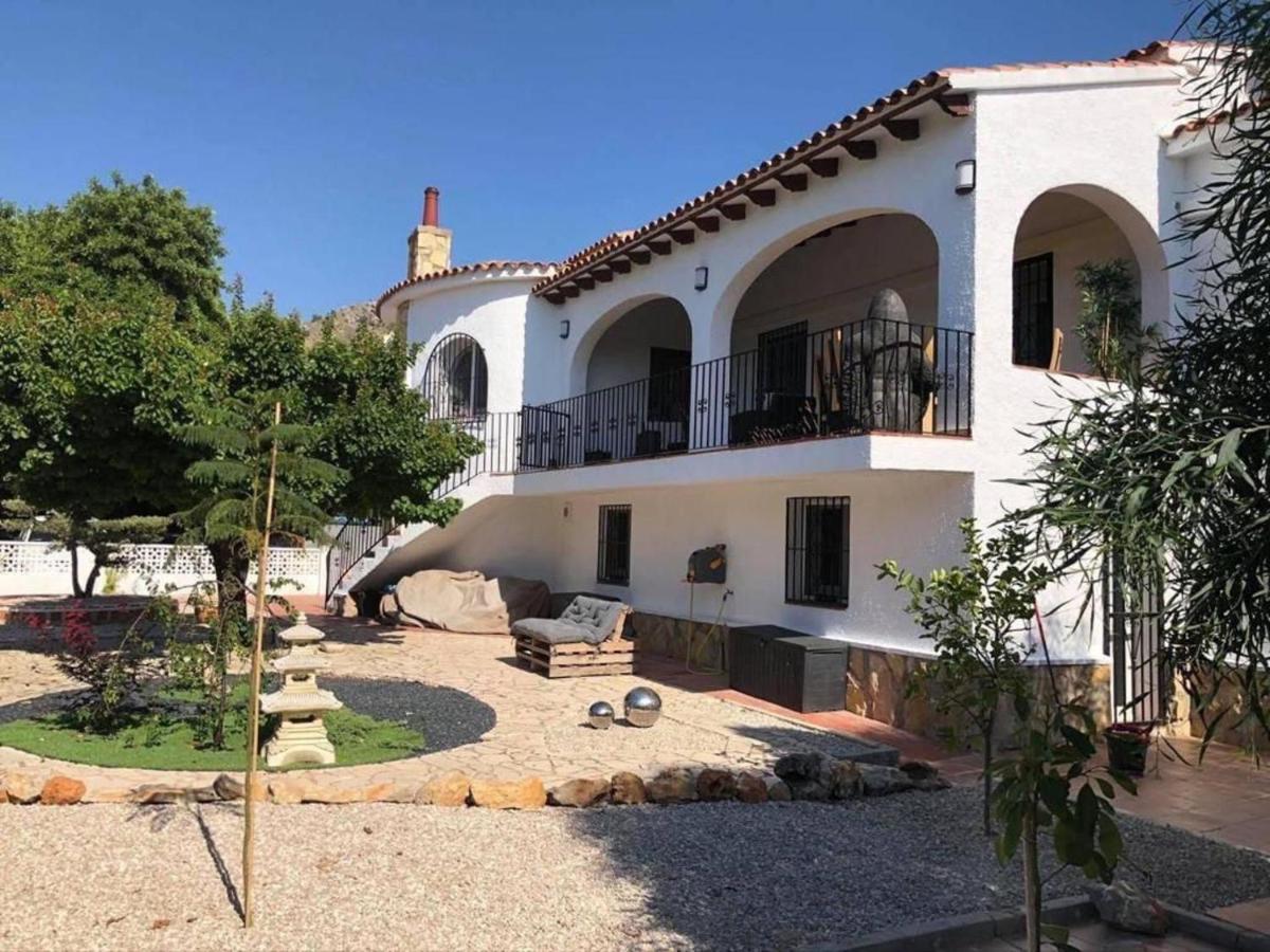 B&B Alcalalí - Lovely 2 Bed Apartment in Alcalali - Bed and Breakfast Alcalalí