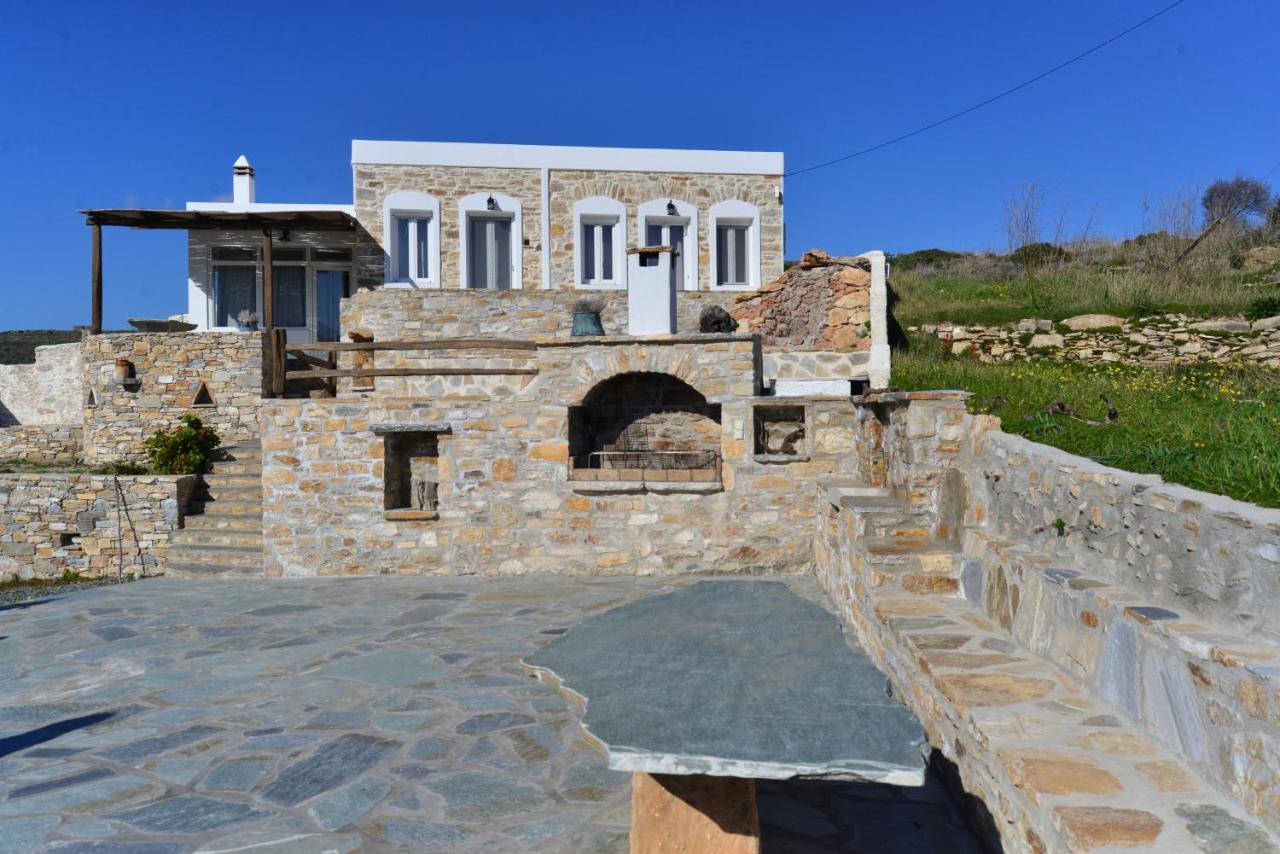 George Farmhouse - B&B Chroúsa