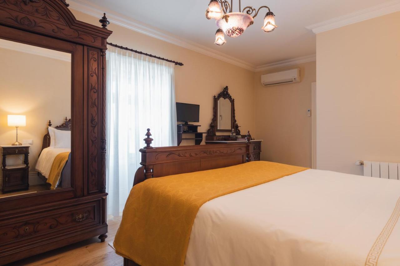 Chambre Double - Vue sur Piscine