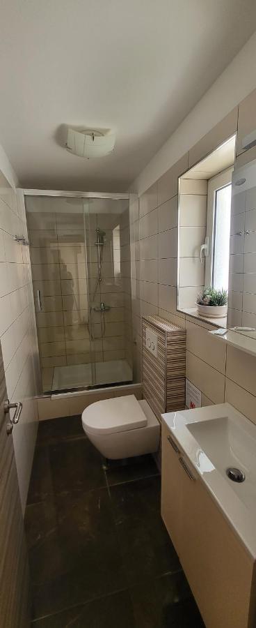 Appartamento con 2 Camere da Letto