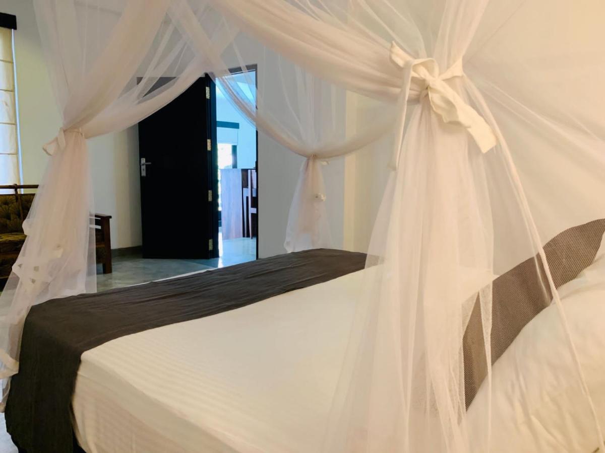 Milla villa - B&B Hikkaduwa