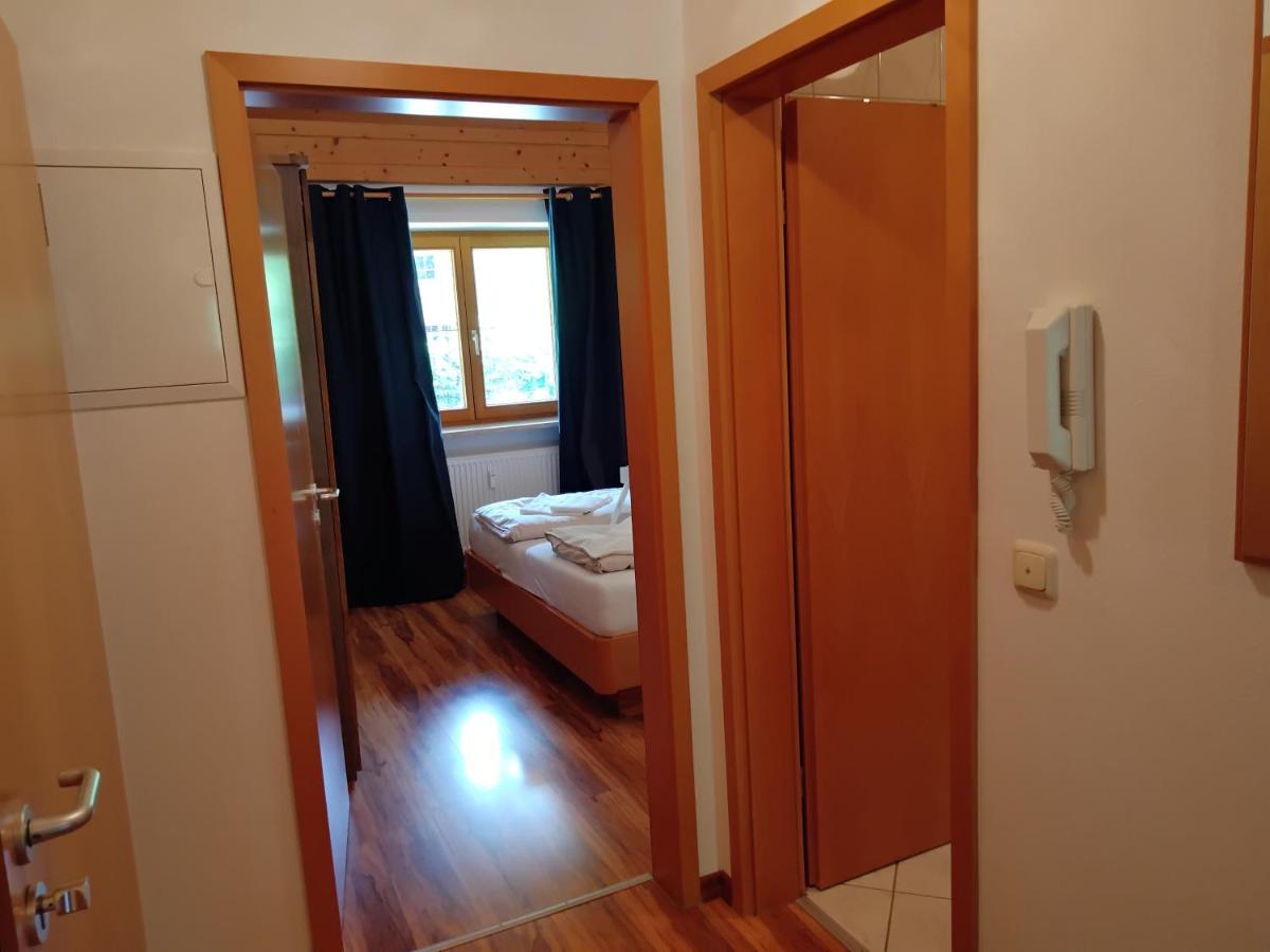 Apartment with Mountain View