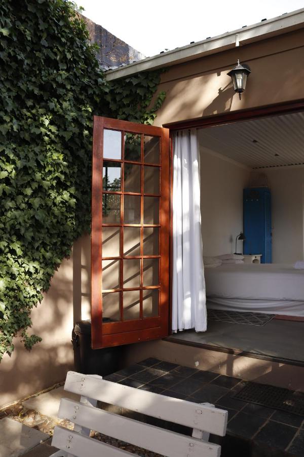 Pepper Tree Guesthouse - Ferienwohnung