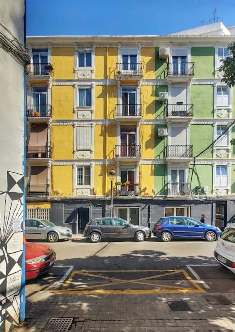7P céntrico piso con encanto - Chambres d’hôtes Valence