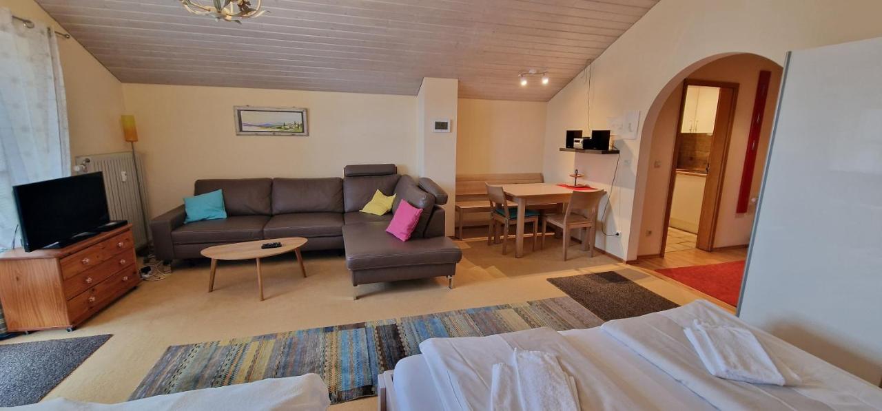 ciao-aschau FeWo Schöne-Aussicht - B&B