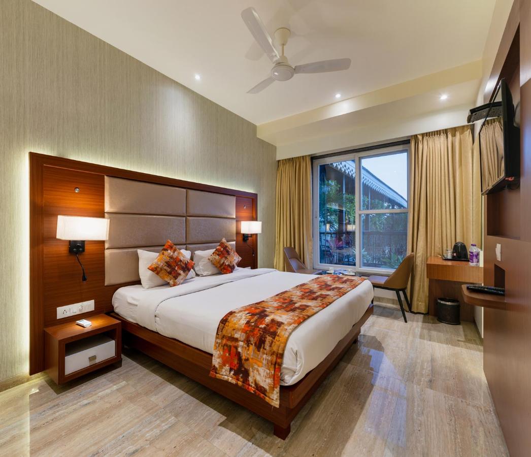 B&B Bîjâpur - Hotel Town Palace-Best Business Hotel in Bijapur - Bed and Breakfast Bîjâpur