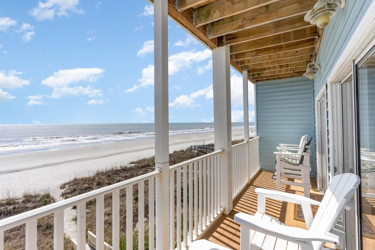 Spacious Penthouse Ocean Front 7 BR Condo - Ambassador Villas Unit 401 - B&B