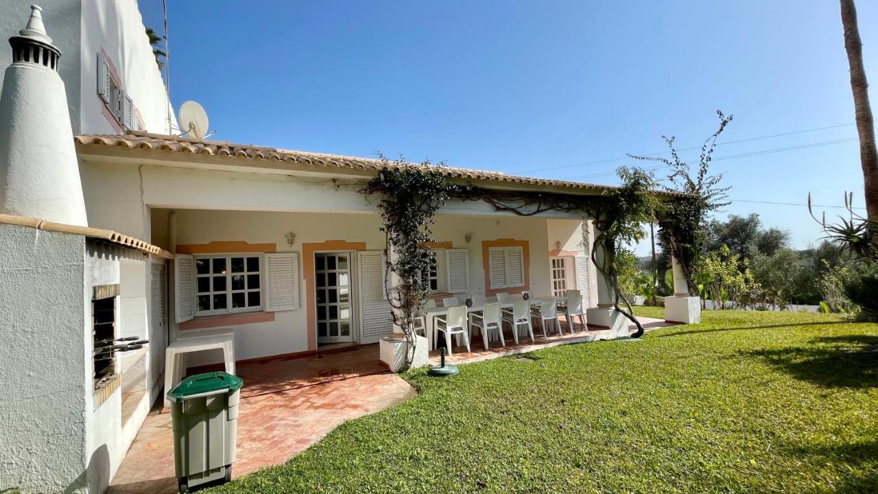 Espraguina by Check-in Portugal - B&B Loulé