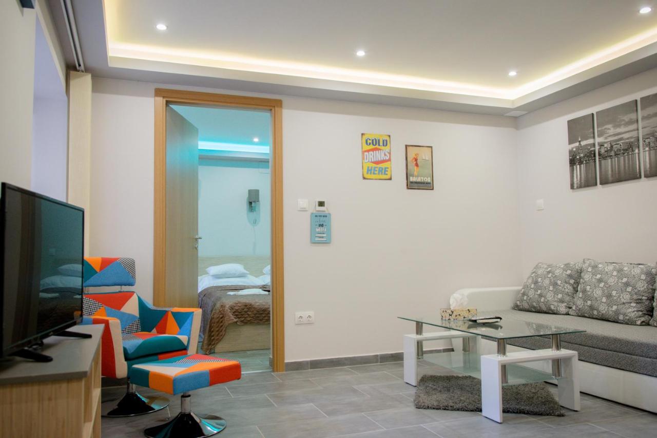 Gogolapartman Maros - B&B