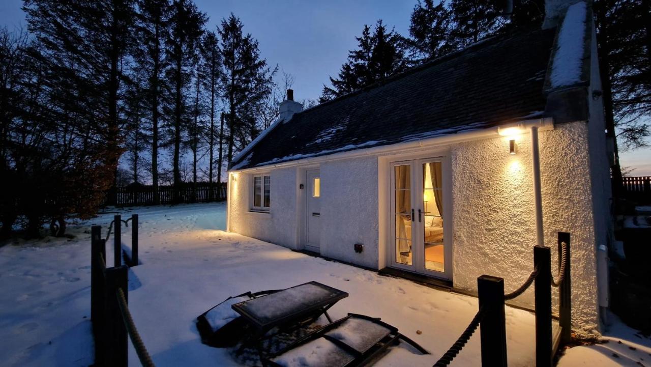 Daisy Cottage - Two bed country retreat - Bed and Breakfast Turriff