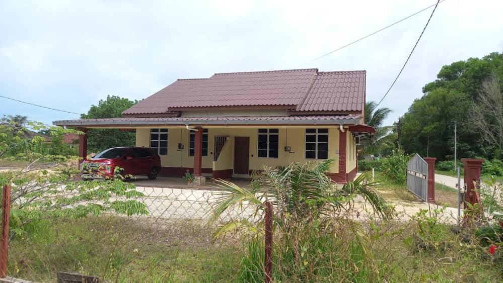 Mufeed Homestay - B&B