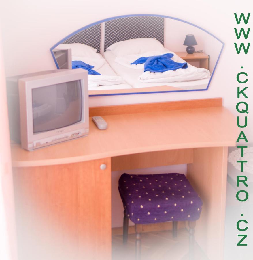 Doppelzimmer mit Balkon