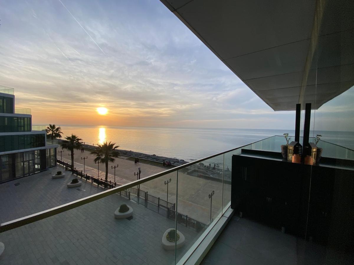 Sea View Batumi - Bed and Breakfast Batoemi