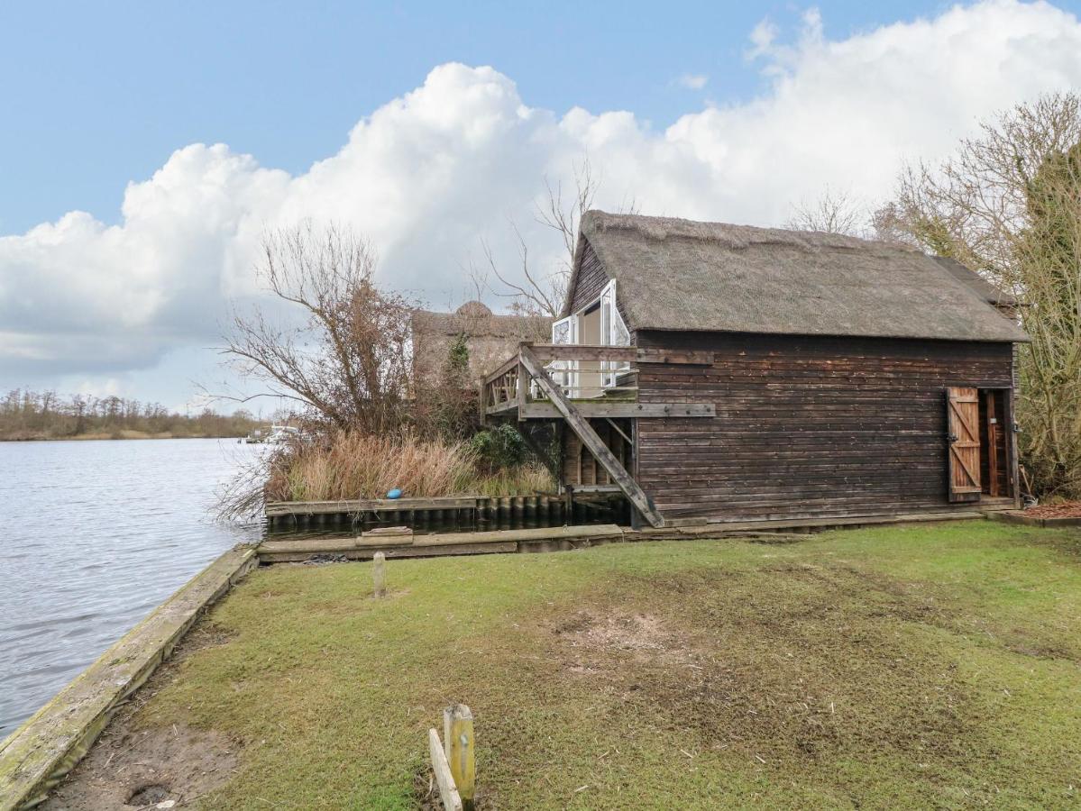 B&B South Walsham - Cygnus Boathouse - Bed and Breakfast South Walsham