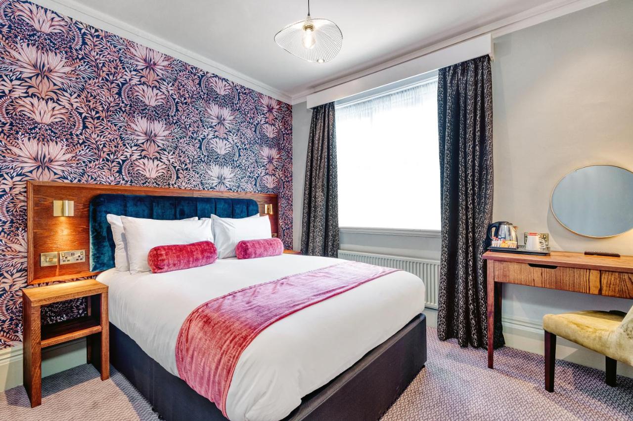 B&B Southborough - The Hand & Sceptre by Innkeeper's Collection - Bed and Breakfast Southborough