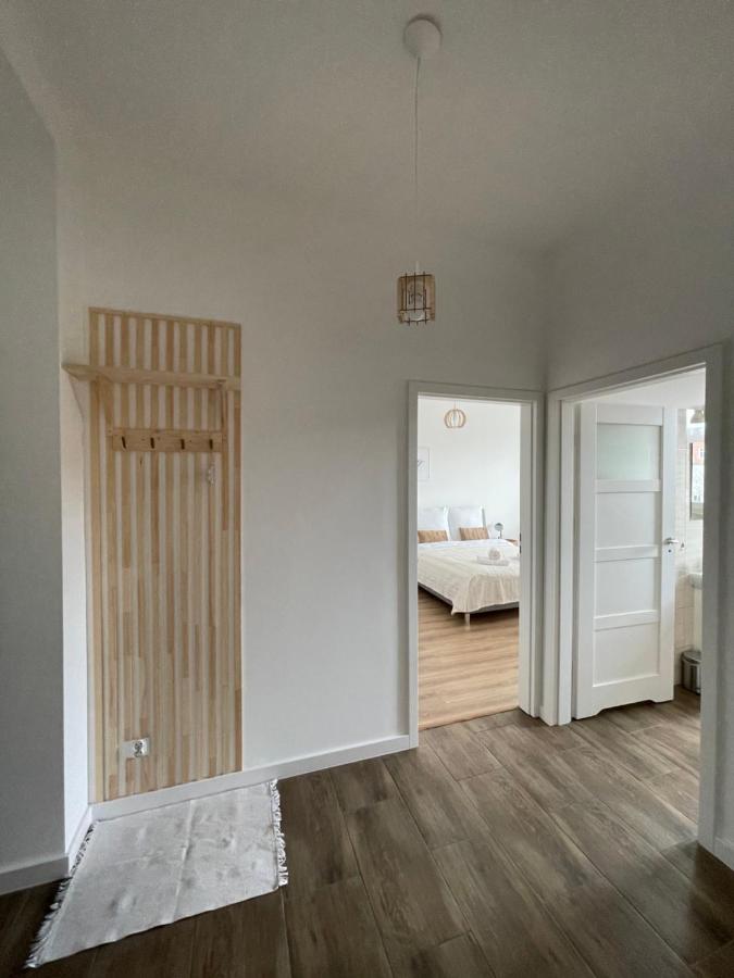 Apartment mit Balkon