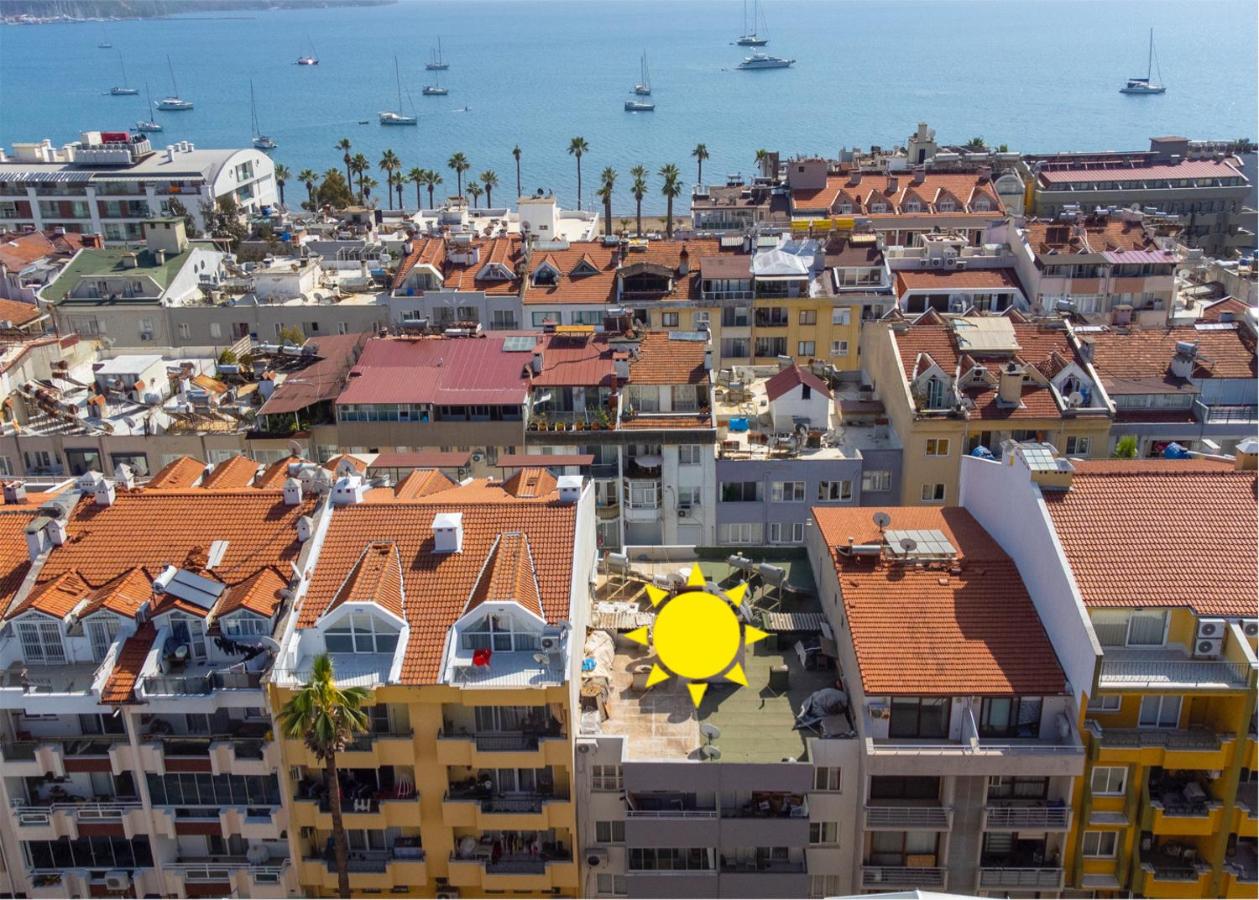 Ezgi's Apartment with Private Garden in Marmaris - B&B