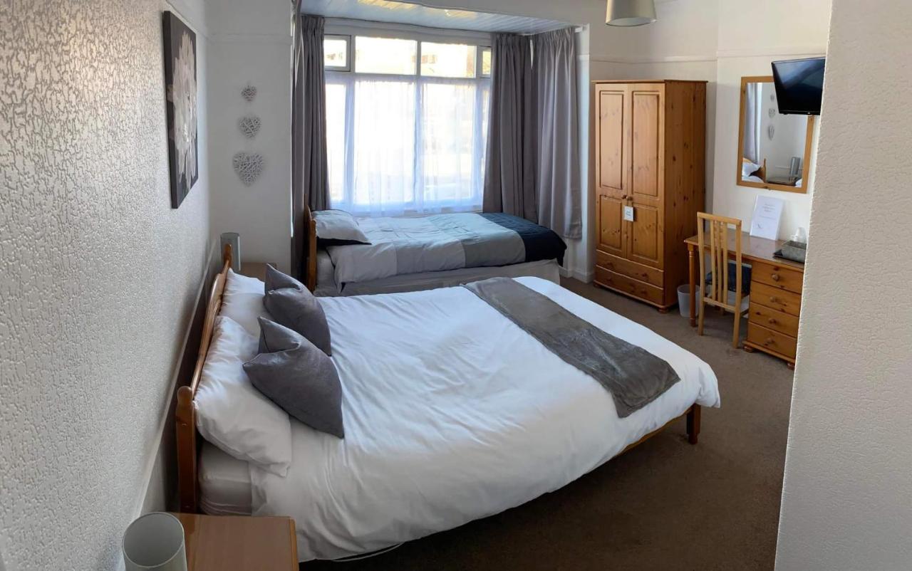 Stepping Stones - B&B Skegness