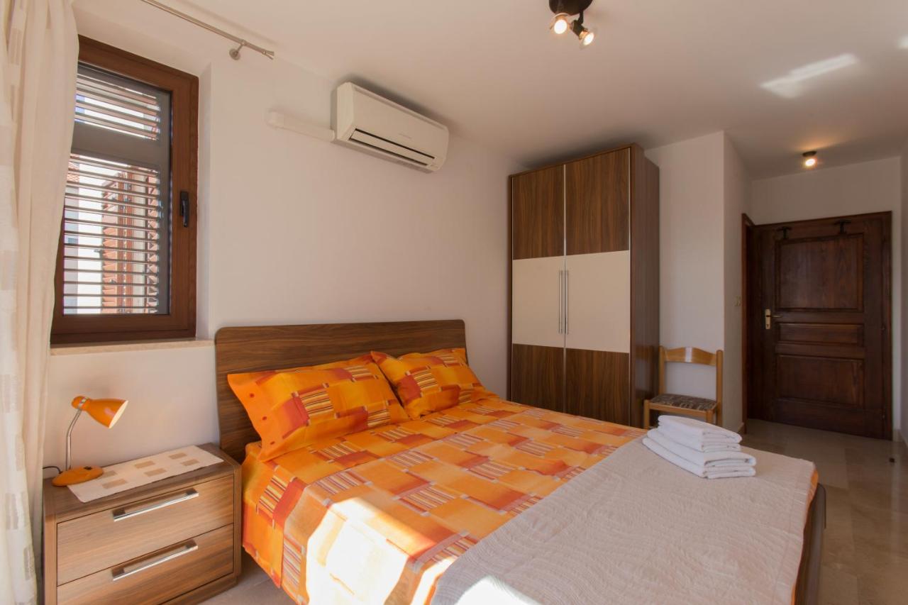 Guesthouse Santin - B&B