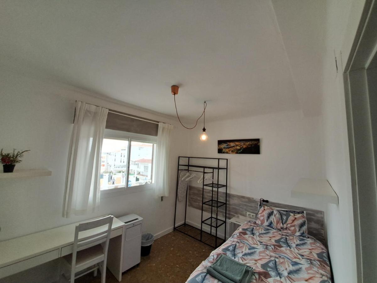 Eenpersoonskamer met Gedeelde Badkamer