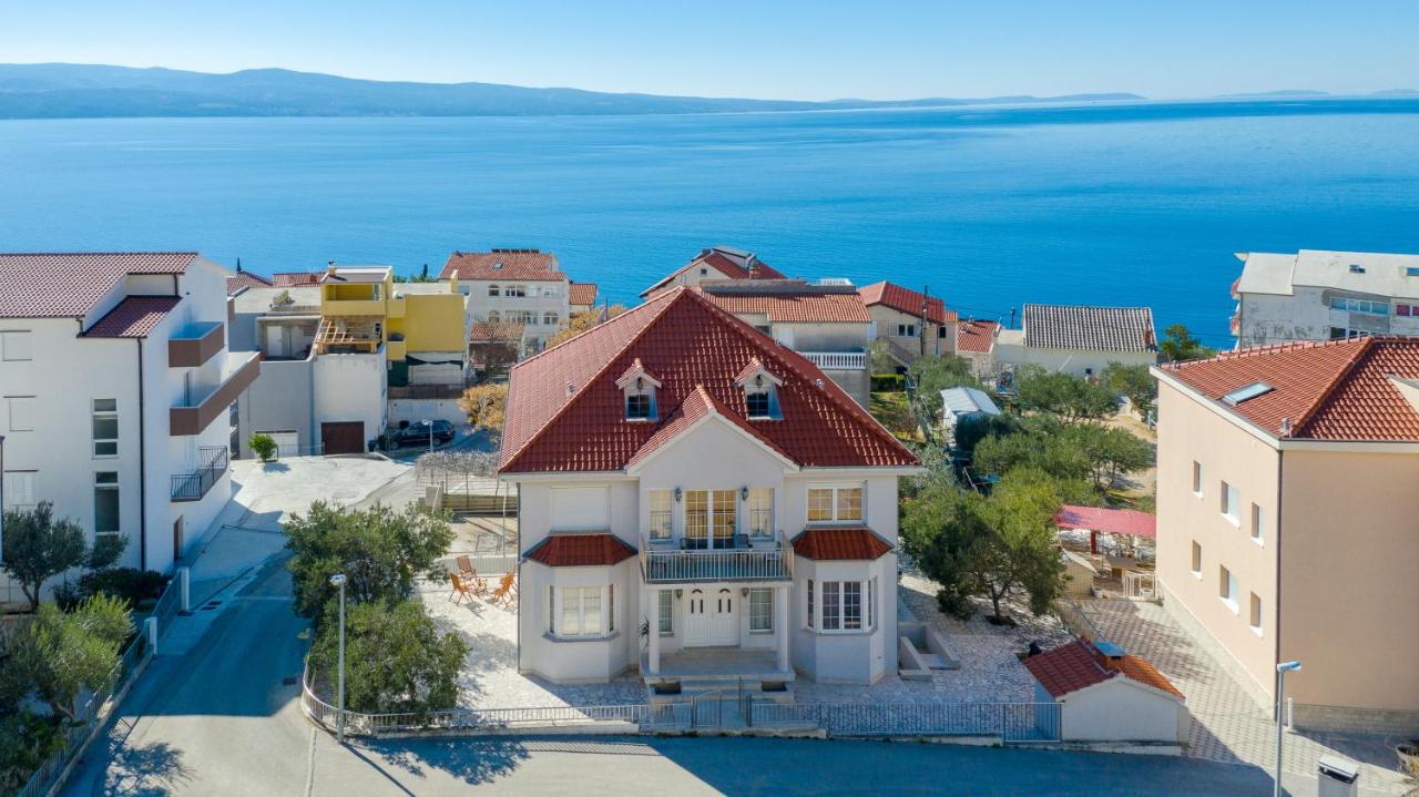 OMIŠ Dream house Blue sky - Bed and Breakfast Omiš