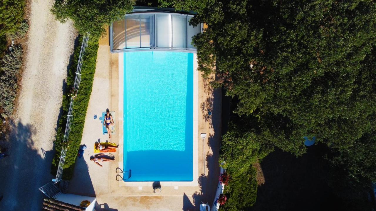 B&B Anduze - GITES de Plos Appart CHALET PISCINE SPA - Bed and Breakfast Anduze