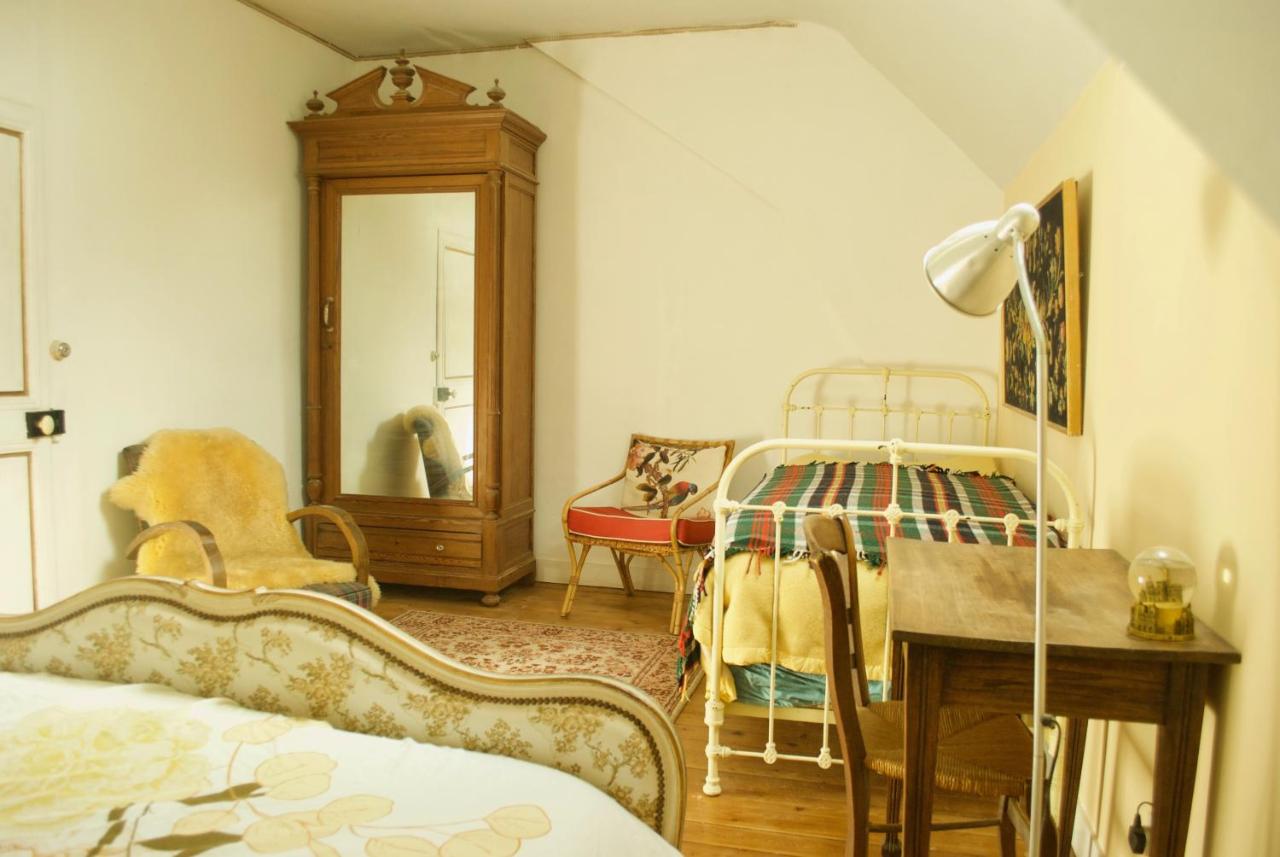 Family Room with Shower