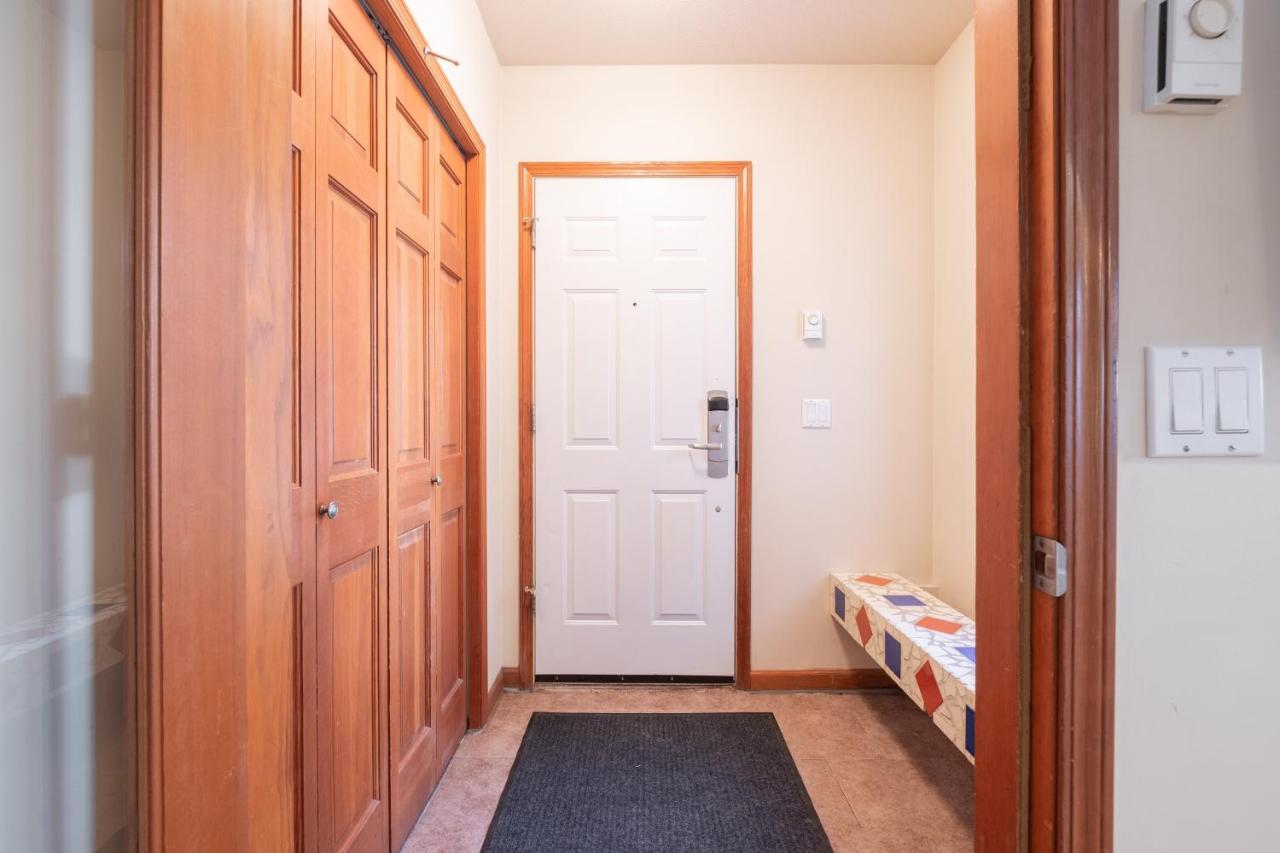 Lagoons by Outpost Whistler - B&B Whistler