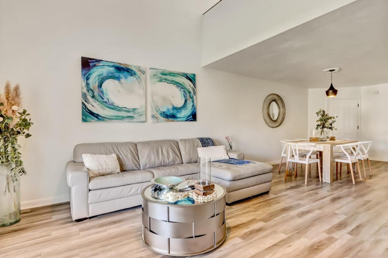 Las Olas Cabana- Close to Beach & Restaurants - B&B