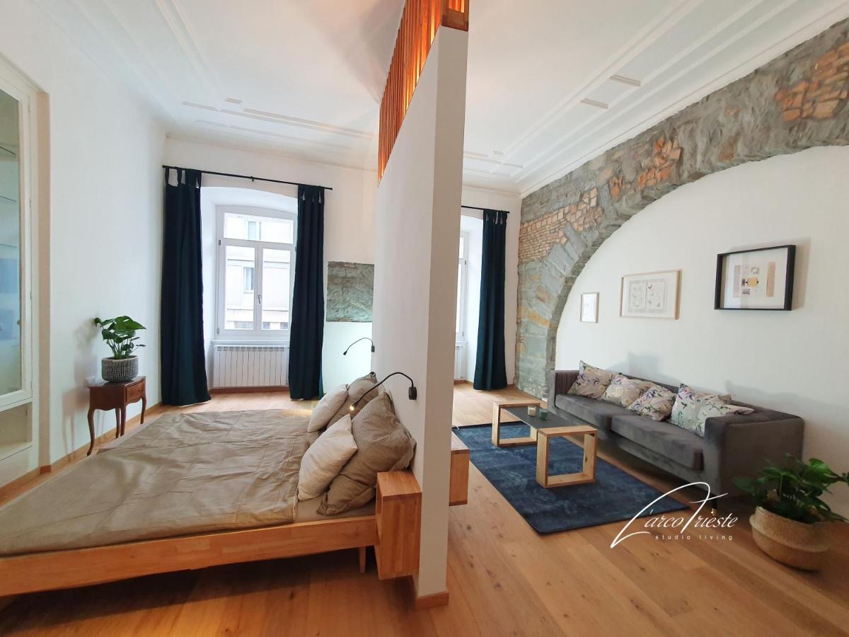 Larco Trieste studio living 3 - B&B
