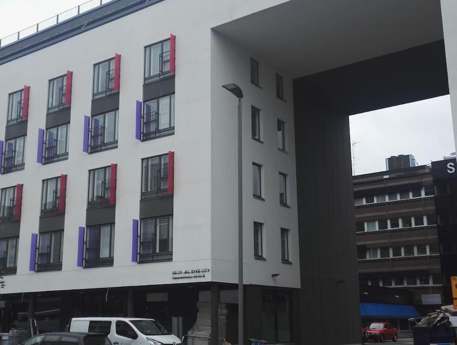 Moderni avara yksiö Jyväskylän ydinkeskustassa - B&B