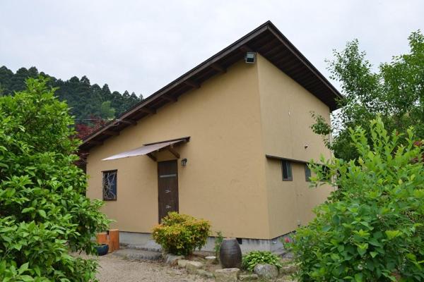 Villa with Garden View
