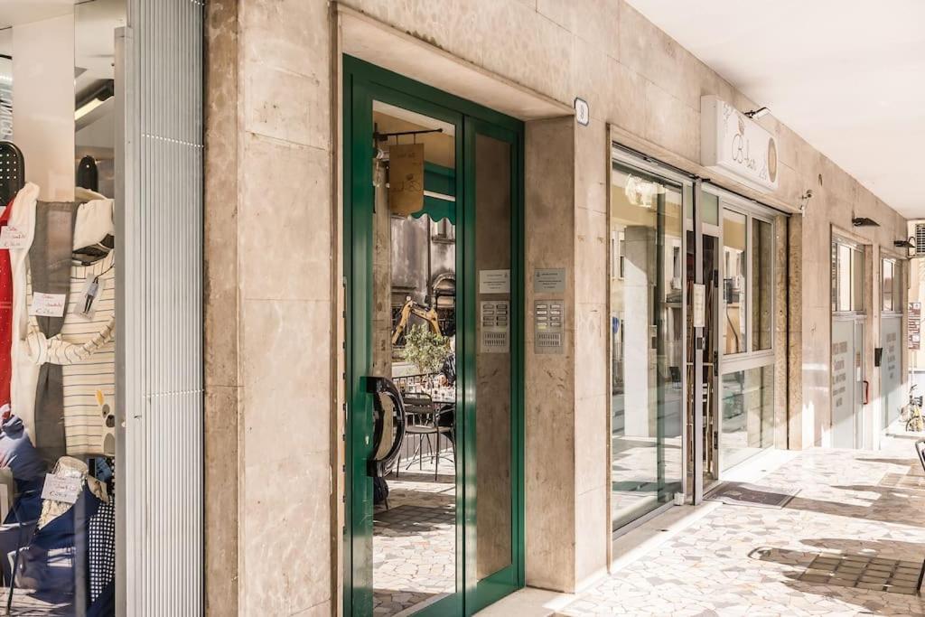 enJoy Home - Attico con idromassaggio e garage - zona Sant'Antonio - B&B