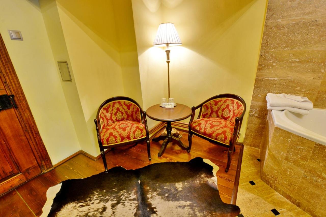 Surprise room