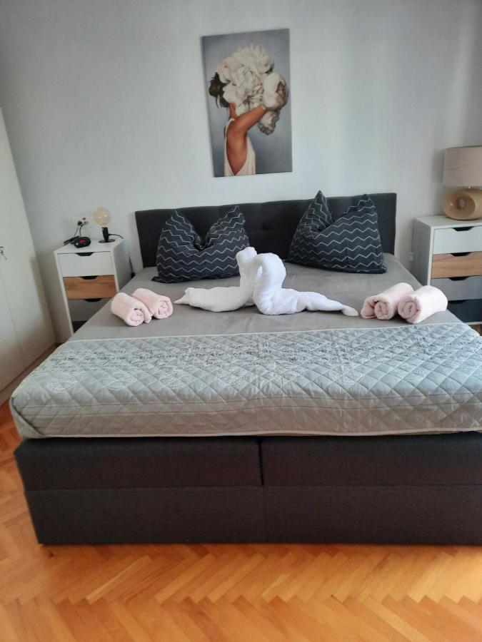 Apartamento con balcón
