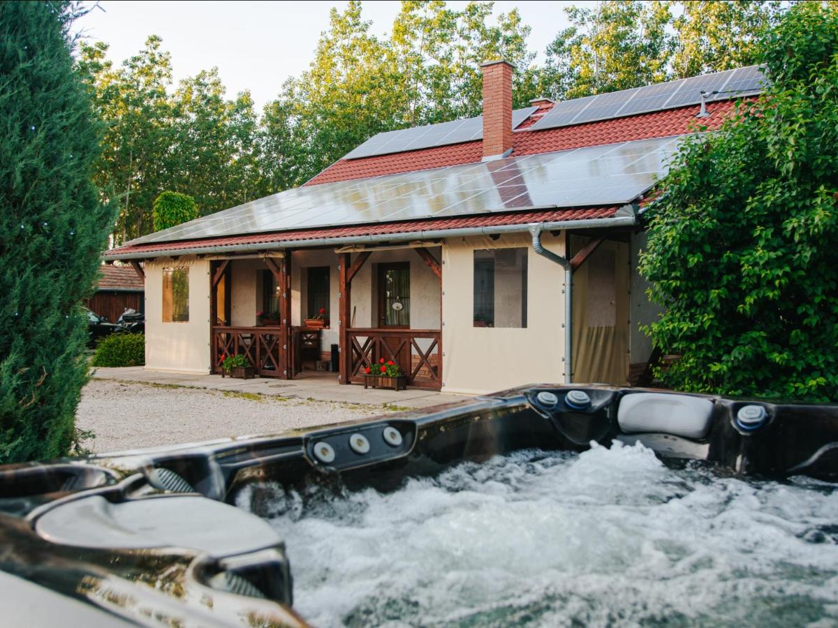 Bori Tanya - B&B Csongrád