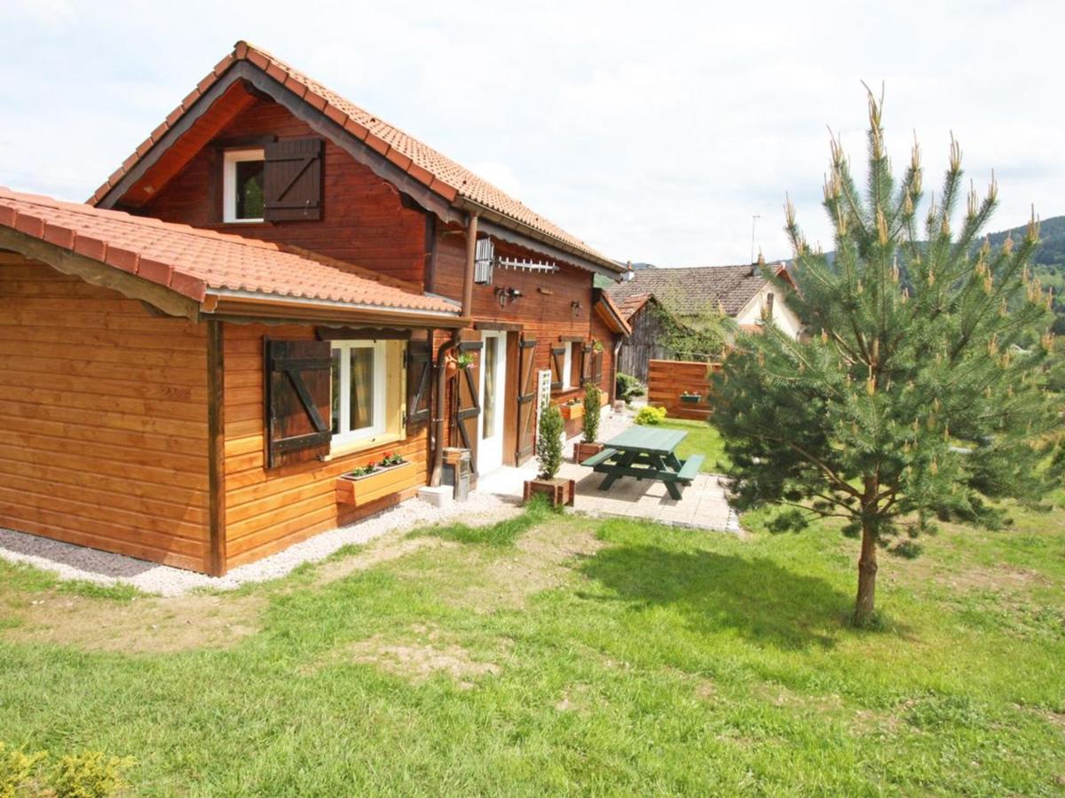 Chalet en bois avec jardin, proche ski et randonnée, équipé pour 8 pers. à Vagney, Vosges - FR-1-589-283 - B&B Vagney