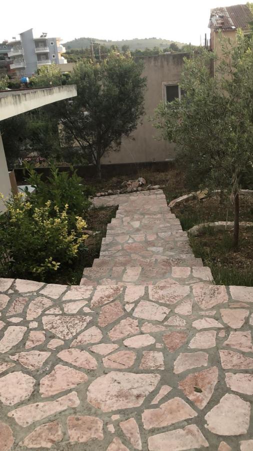 Vila Osmani 1 - B&B