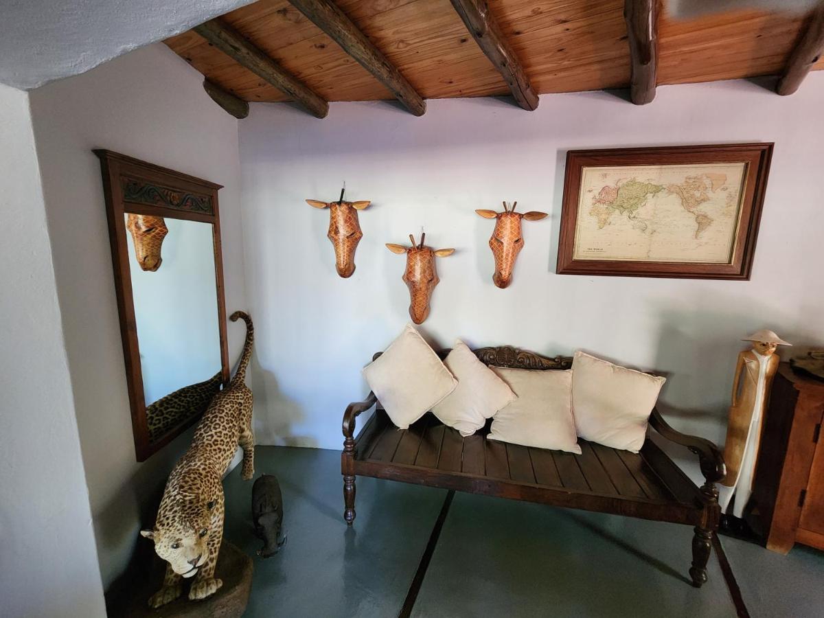 Milkwood Safari Lodge - Bed and Breakfast Bela Bela