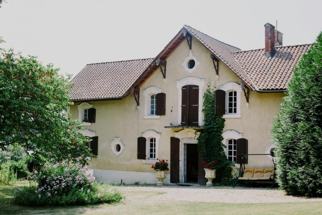 Villa with Garden View