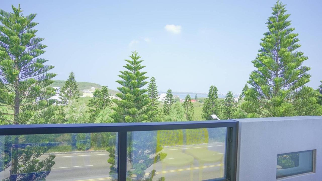 Tweepersoonskamer met Balkon en Uitzicht op Zee