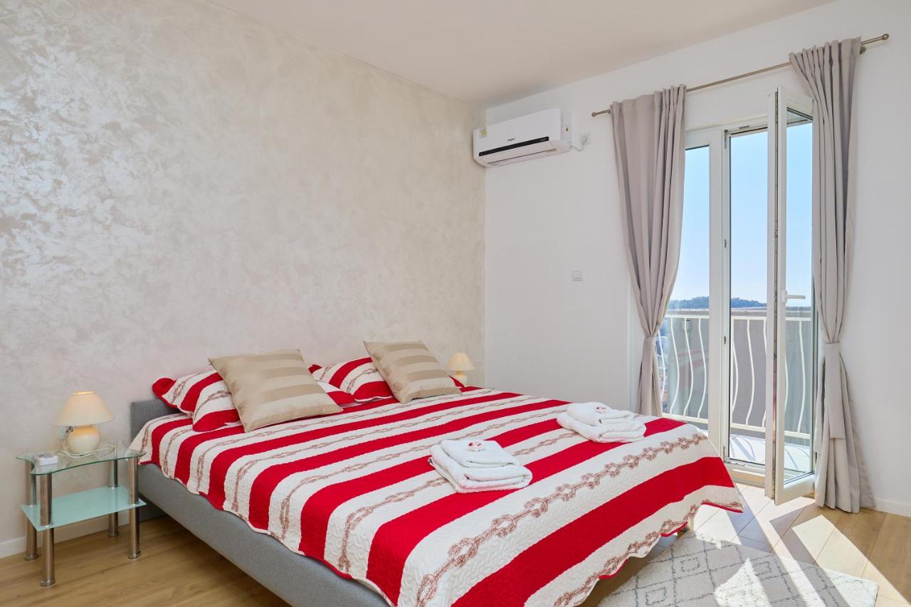 Appartamento con 2 Camere da Letto