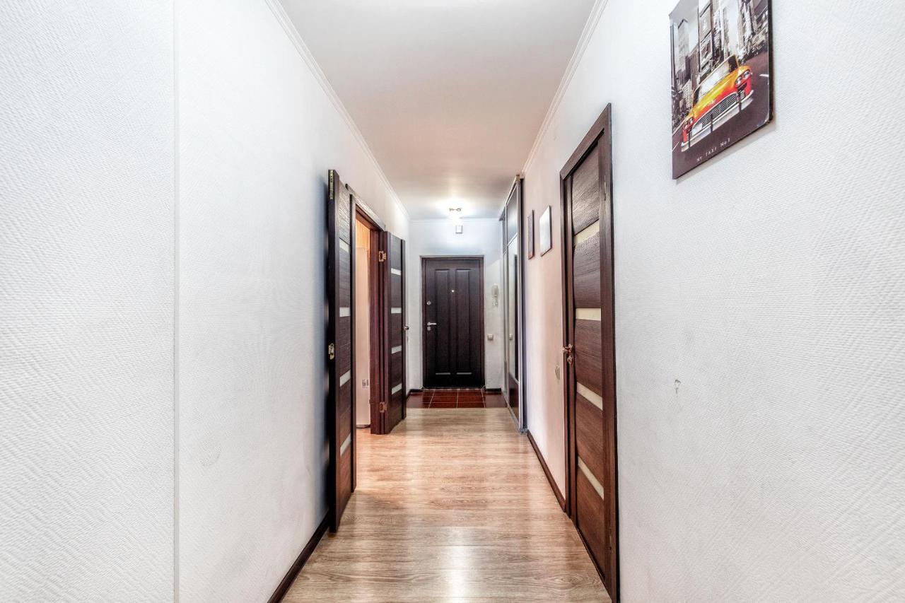 ЖК Времена года - Осень - Ferienwohnung Astana